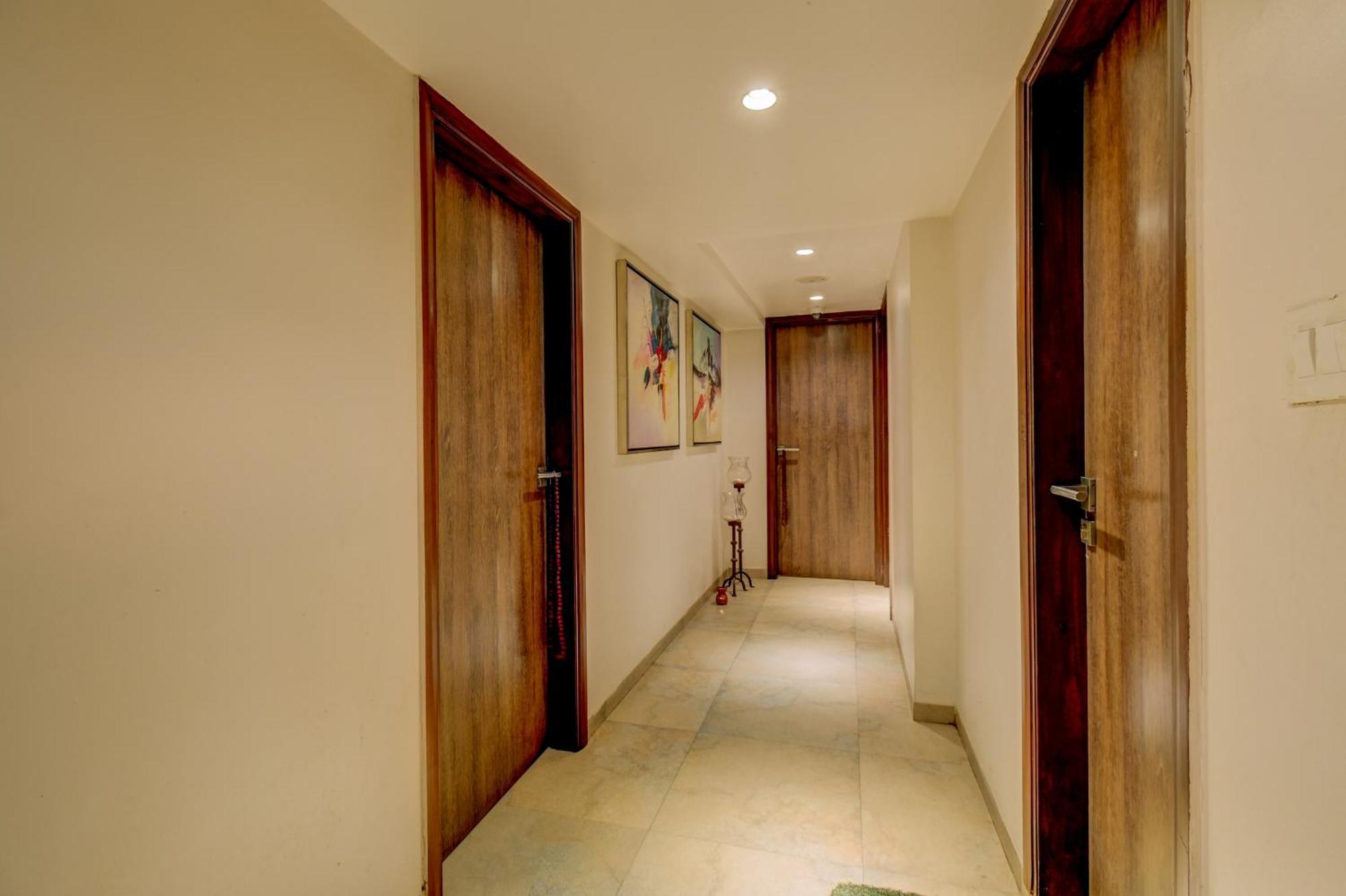 The Ssk Solitaire Hotel & Banquets Нашик Екстериор снимка
